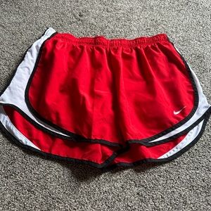 Nike Women's Tempo Fashion Shorts